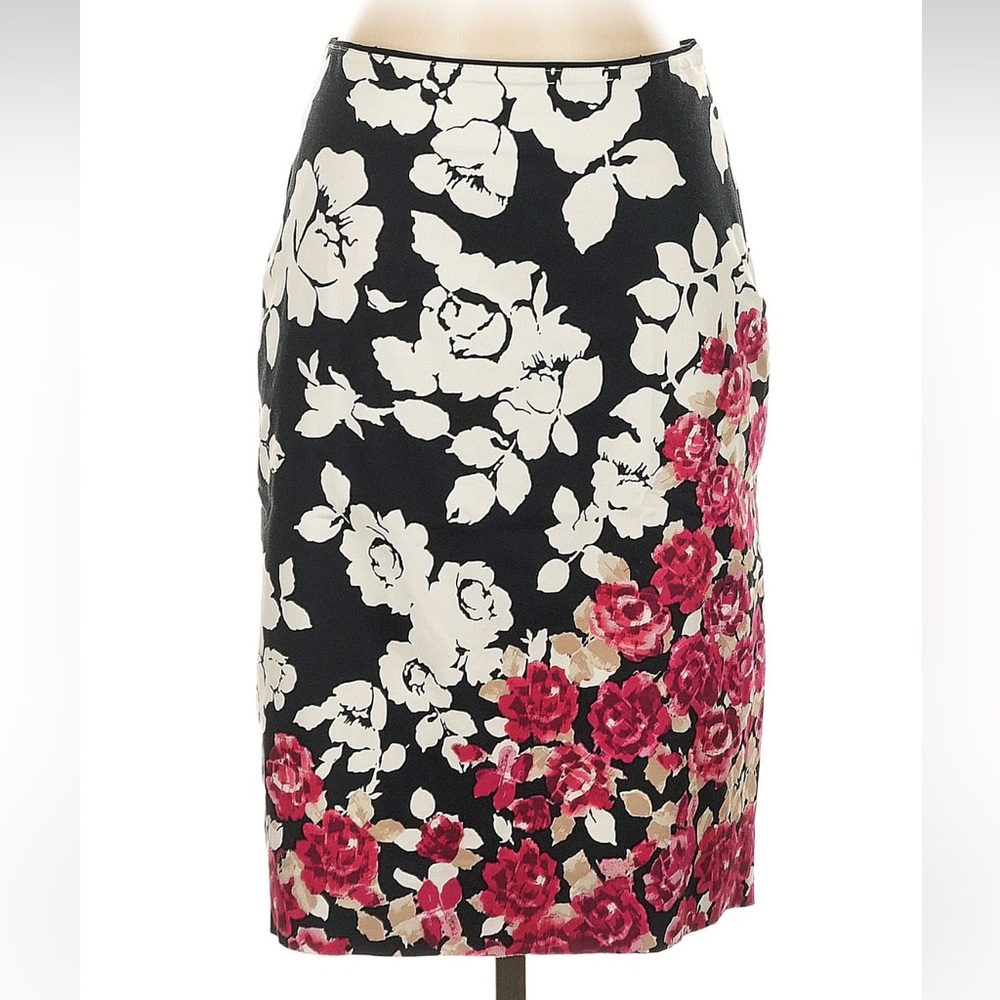 White House Black Market Black & Red Ombre Floral Roses Pencil Skirt Size 2 XS